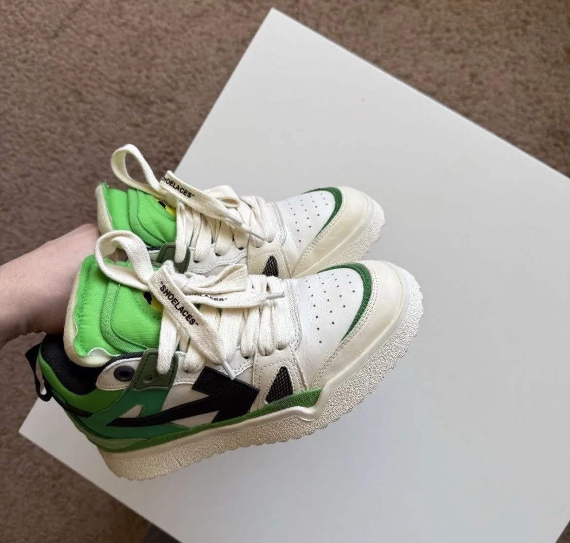 Off-White Sponge 2