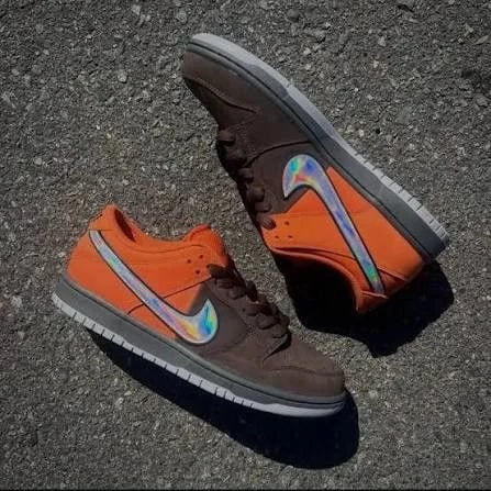 Nike SB — Nike SB Dunk Low Pro Muni Fast Pass — Sneaker — resale