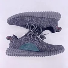 Yeezy 350 "Pirate " 2023 - Size 9 - bb5350 (3828-5) 3
