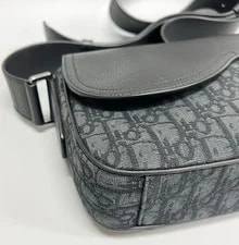 Christian Dior Qblique Crossbody Adults 3