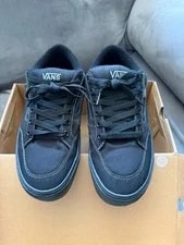 Vans — Vans ’s Size 9.5 Bearcat — Sneaker — resale
