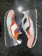 Saucony — Size 10.5 - Saucony 6000 Space Flight — Sneaker — resale
