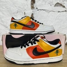 Nike SB — Nike SB Dunk Low 'Raygun' Size 9.5 304292-802 — Sneaker — resale