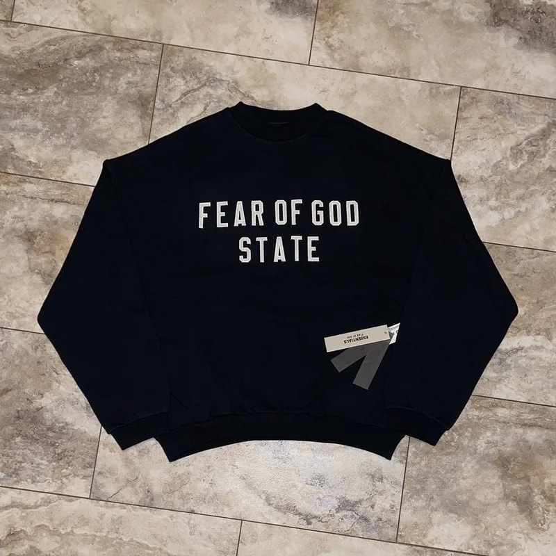 Fear of God Essentials 90’s Fleece Crewneck Jet Black Small 2