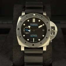 2021 Panerai Submersible PAM00683 42mm Excellent Condition 3