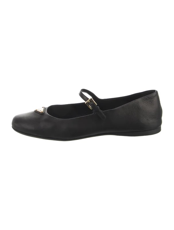 Prada — Mary Jane Enameled Metal Triangle Mary Jane — Designer Shoe — resale