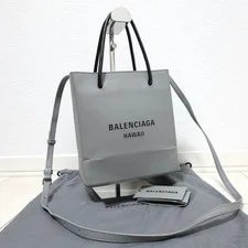 Balenciaga — Balenciaga Hawaii Limited — Handbag — resale
