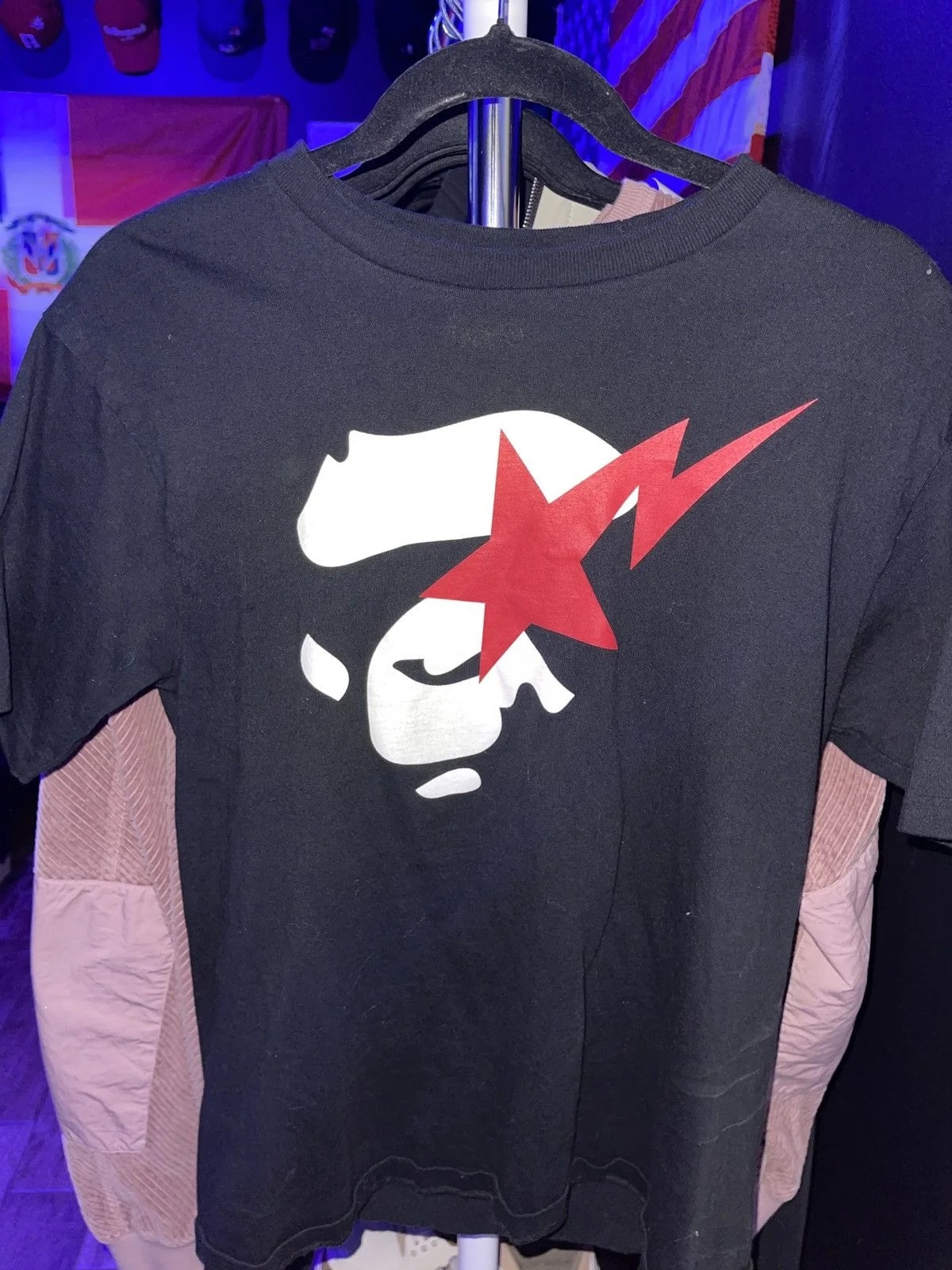 BAPE — Bape -Star TEE — streetwear — resale