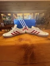 Adidas Gazelle Gum Sole Low Top Athletic Shoes 2