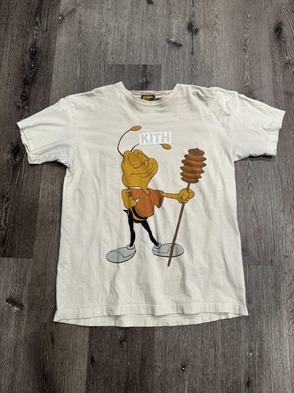 KITH — Kith Treats But Cheerios Buzz Bee Tee — streetwear — resale