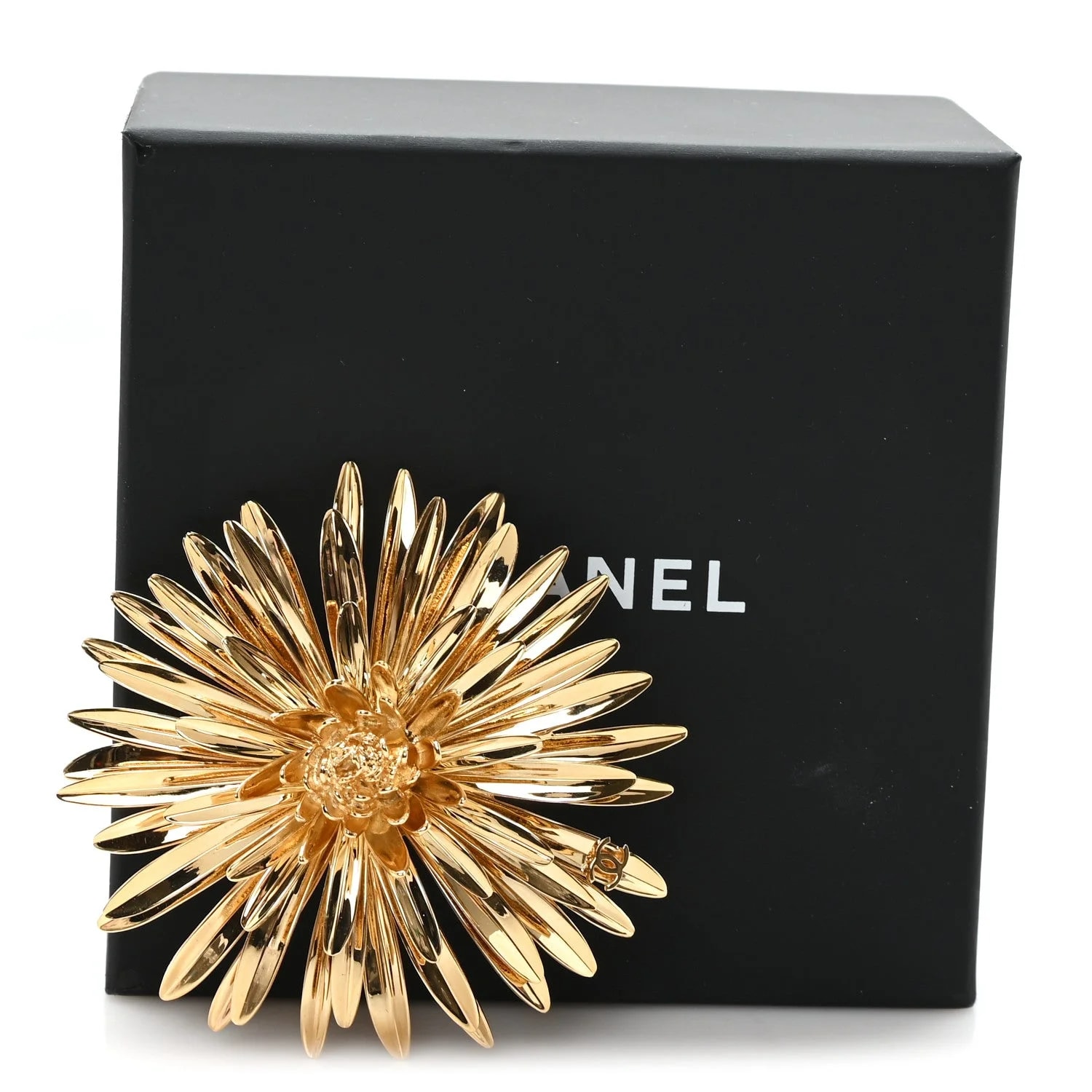 Metal Flower CC Brooch 4