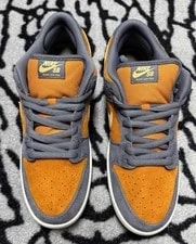 Nike SB Dunk Low Light Monarch 2