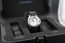 Panerai Submersible Bianco Automatic 42mm PAM01223 Box/Papers 2