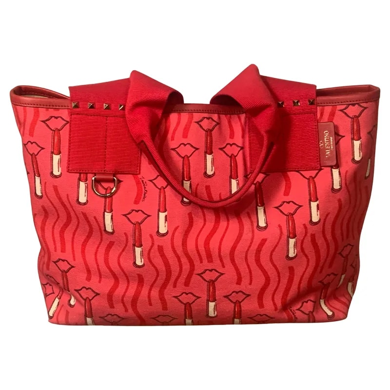 Valentino Rockstud and With Zandra Rhodes Lipstick Wave Print 2