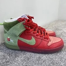 Nike SB Dunk High Strawberry Cough US SZ 9 No Box CW7093-600 2