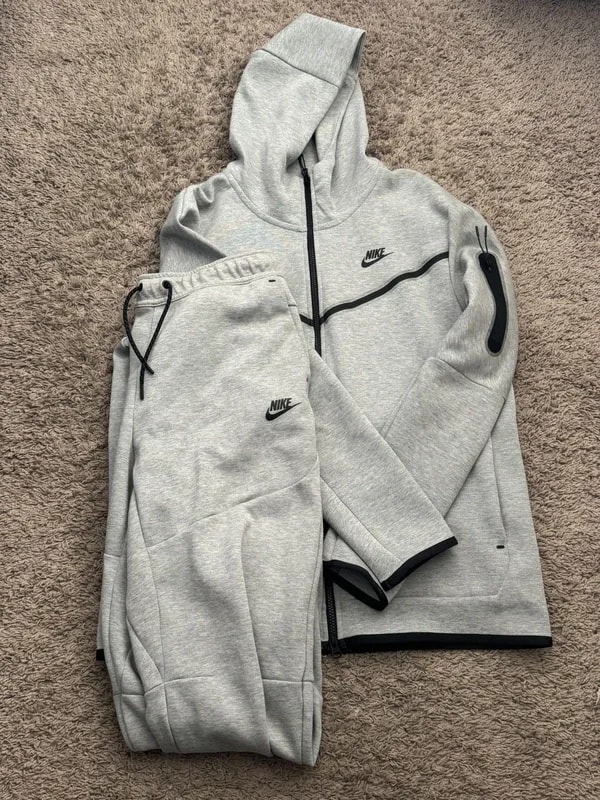 Nike — Nike Tech Sweater and Joggers — streetwear — resale