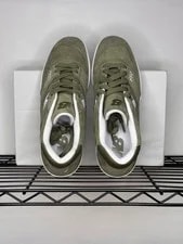 - New Balance 550 'Dark Olivine' 3