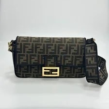 Fendi — Fendi Baguette Classic Monogram Medium — Handbag — resale