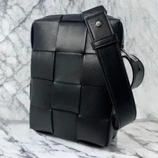Bottega Veneta — Bottega Veneta Maxi Cassette Auth 042274 — Handbag — resale