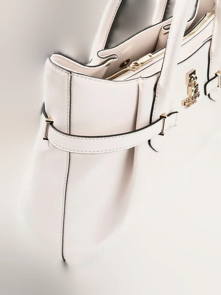 Guess Yesba Girlfriend — 4