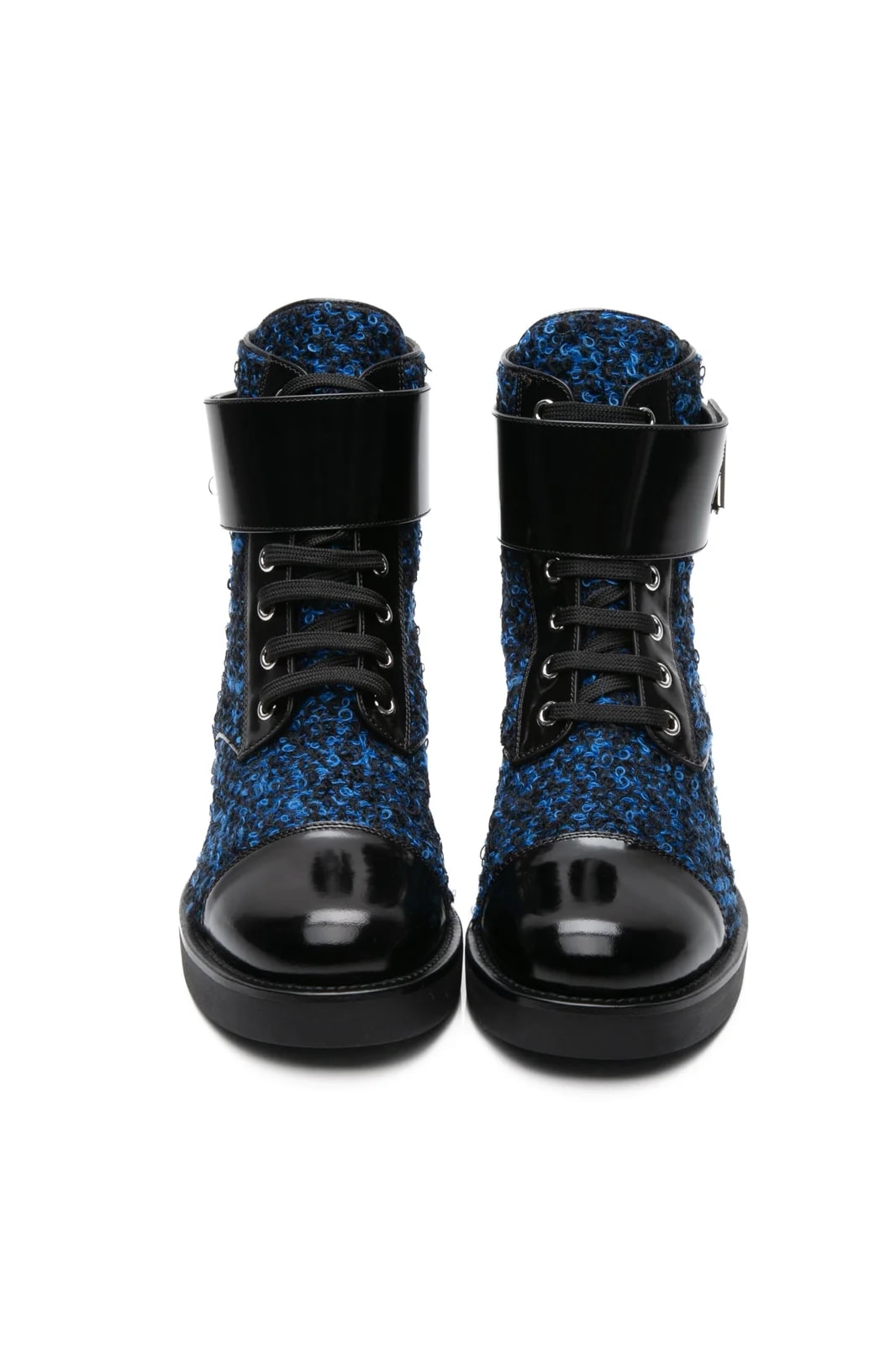 Louis Vuitton and Twist Clasp Wonderland Ranger Combat 37 3