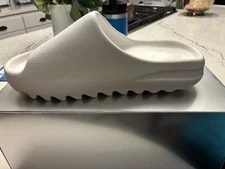 Yeezy YS-01 Slide Size 10 in Box 2