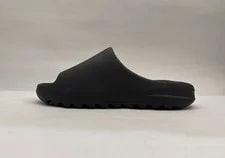 Size 10 Yeezy Slide 4