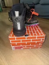 Size 9.5 - Off-White Air Force 1 Mid 3