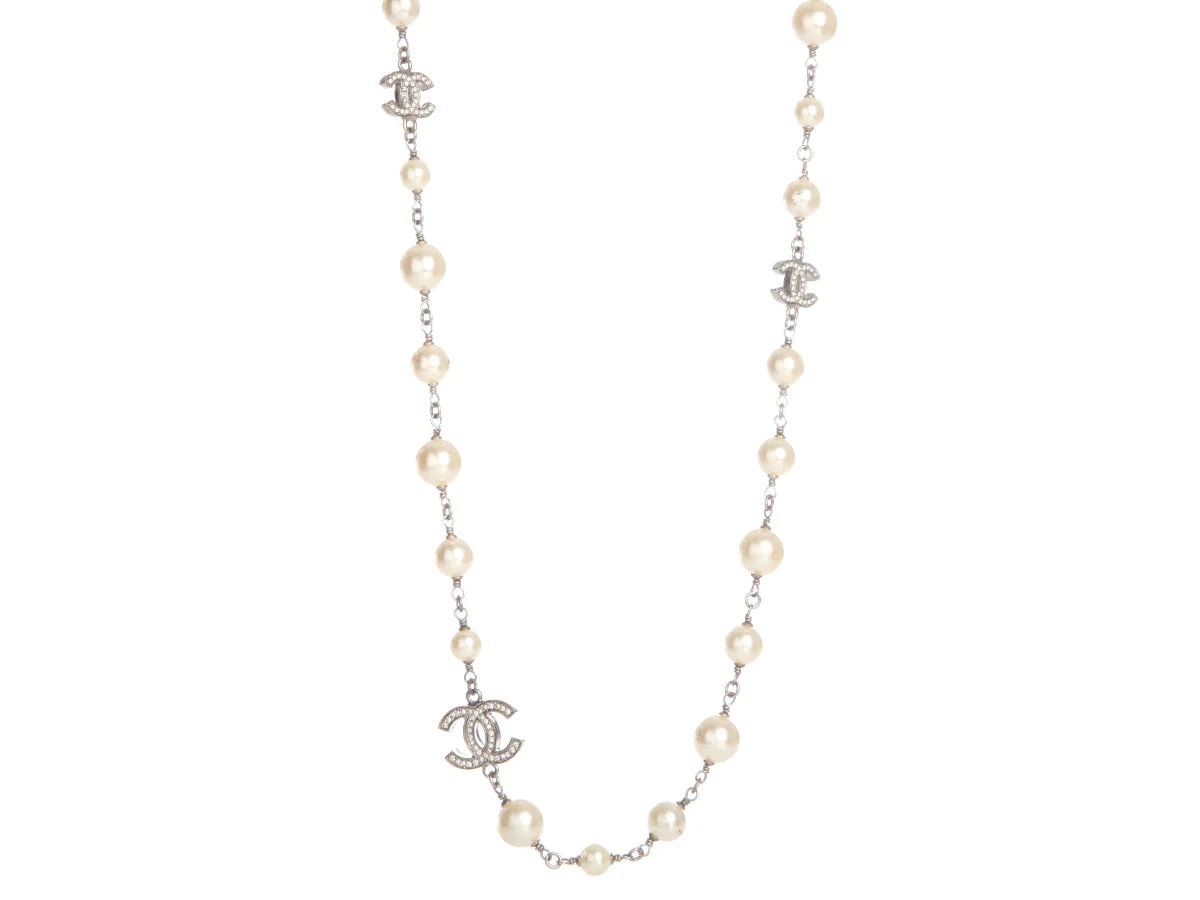 Chanel — Chanel and CC Long — Jewelry — resale