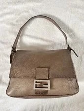 Fendi — 100% Authentic - Fendi Mamma Baguette Iconic — Handbag — resale