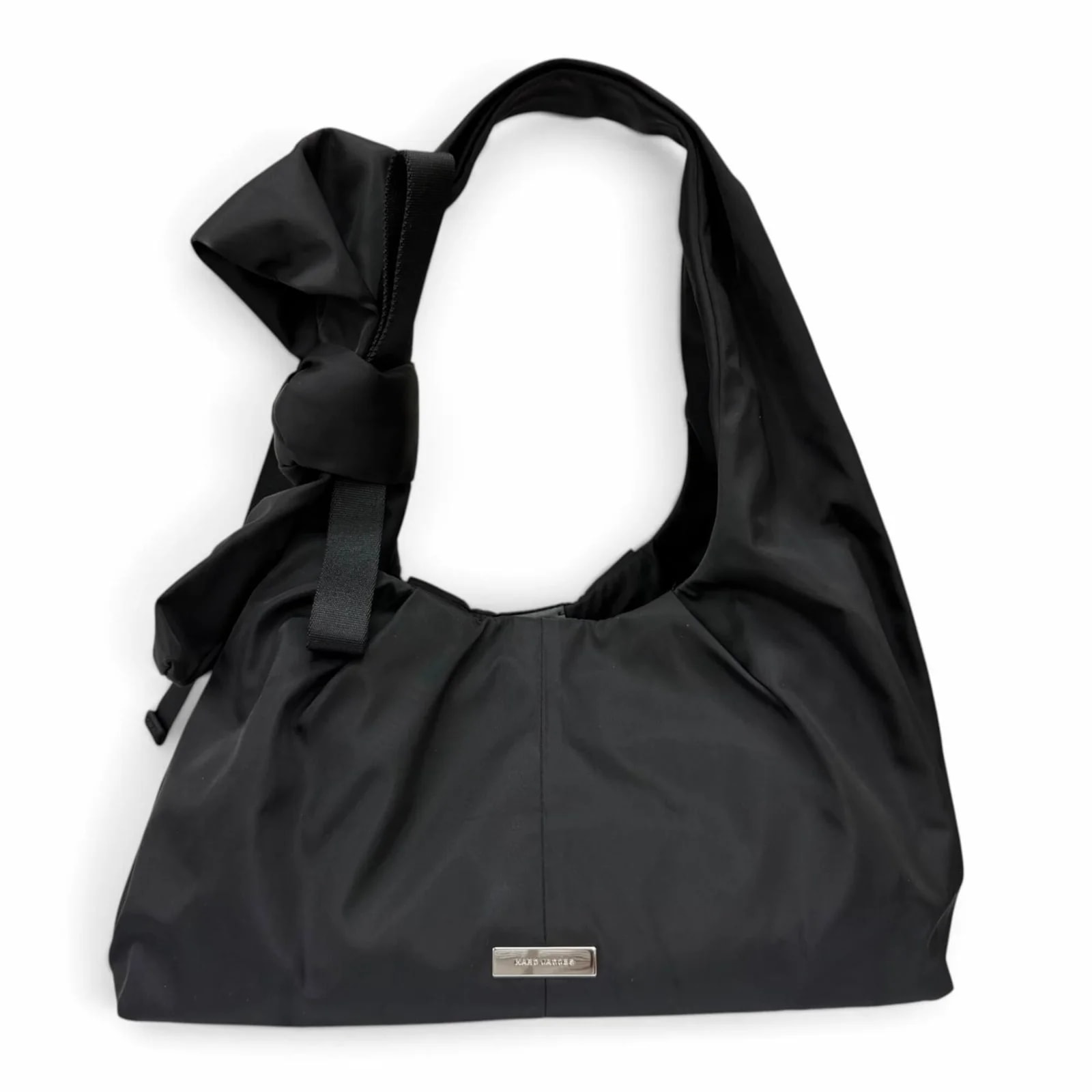 Marc Jacobs Bow 2