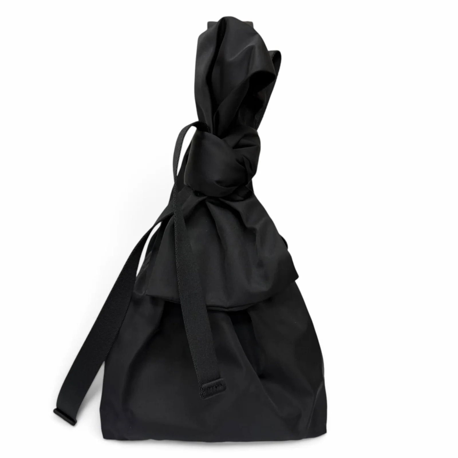 Marc Jacobs Bow 3