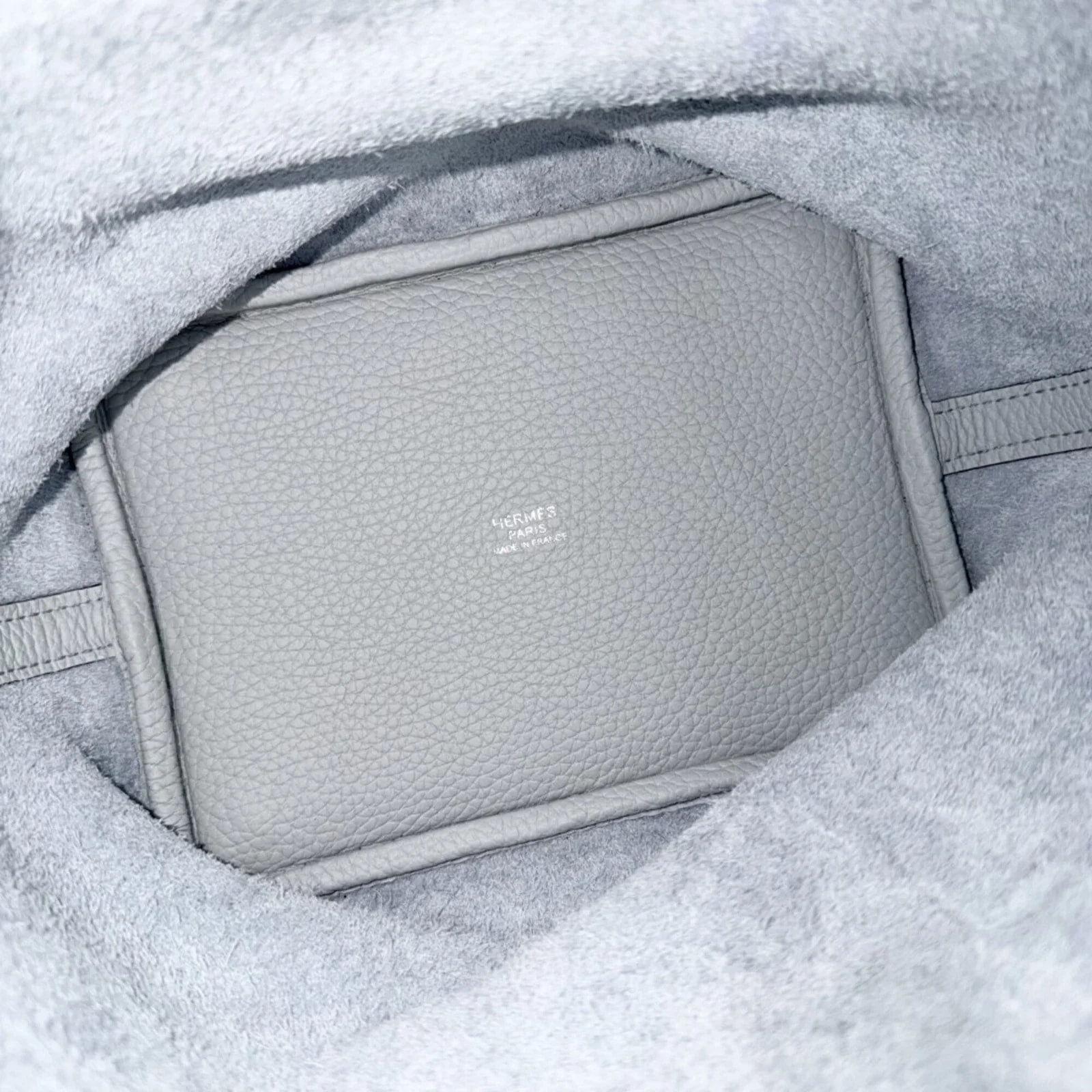 Hermes 100% 4