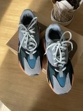 Yeezy Boost 700 Size 7 4