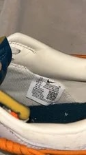 Off-White Low Dunks Size 8.5. Tag Has Been Cut Off 3