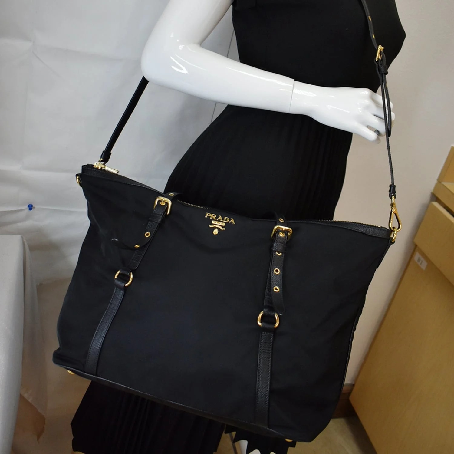 Prada Deals 2