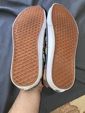 Vans X Disney Authentic the Jungle Book Limited Edition M 11 W 4