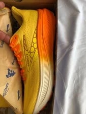 2026 Brooks Run Disney Ghost 17 Winnie the Pooh Size 11 ** 4