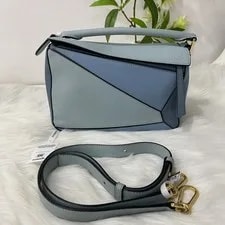 Loewe — Loewe Small Puzzle – Used With Normal Signs of Wear 25cm — Handbag — resale