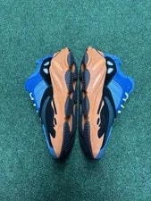 Size 8.5 - Adidas Yeezy Boost 700 Bright 4