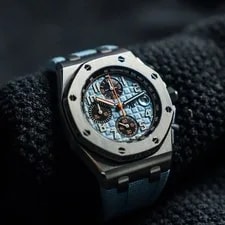 Audemars Piguet Royal Oak Offshore – 42mm Blue Méga Tapisserie –Ref. 26238ST 2