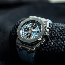 Audemars Piguet Royal Oak Offshore – 42mm Blue Méga Tapisserie –Ref. 26238ST 3