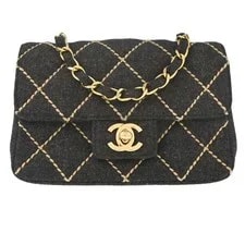 Chanel — Chanel Classic Square Flap 17 178531 — Handbag — resale