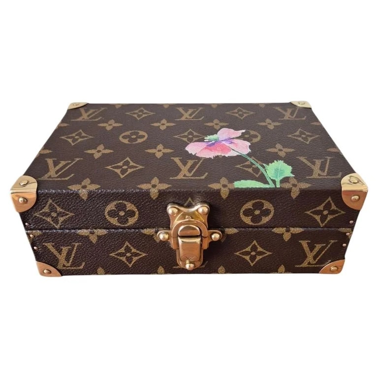 Louis Vuitton — Petite Malle Louis Vuitton — Designer Shoe — resale