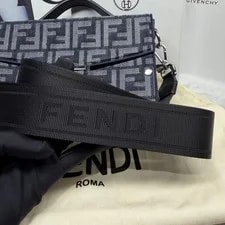 Fendi Soft Trunk Box Crossbody With Strap Auth 3