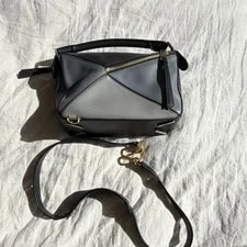 Loewe Puzzle Small / Crossbody Top Handle, , Zip Strap 4
