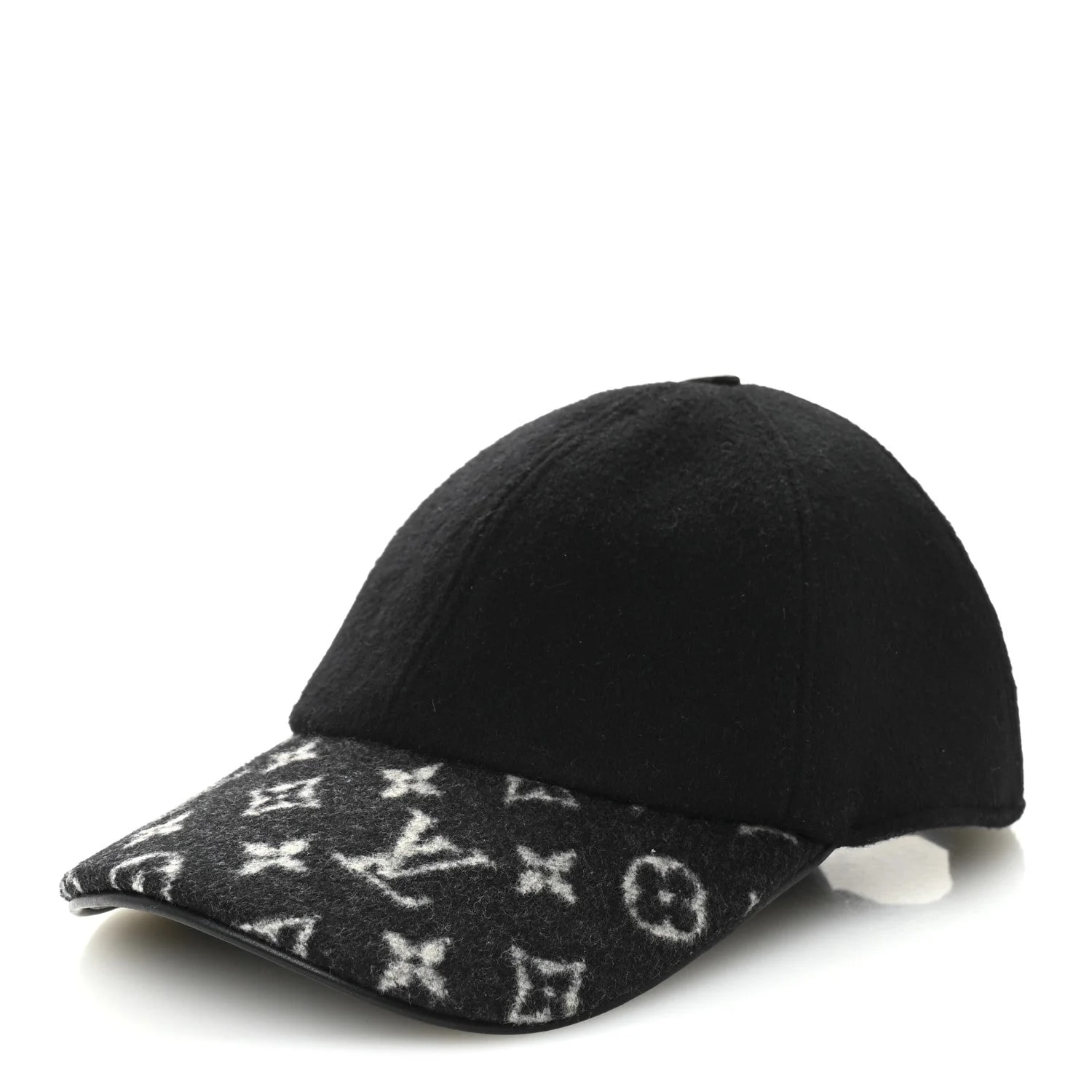 Louis Vuitton — Endless Cap L — Accessory — resale