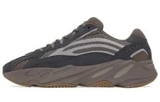 Adidas — Adidas Originals Yeezy Boost 700 V2 - GZ0724 New — Sneaker — resale