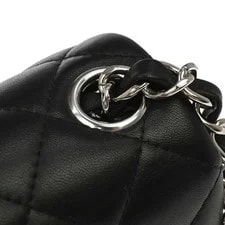 Chanel Classic Square Flap 17 179389 4