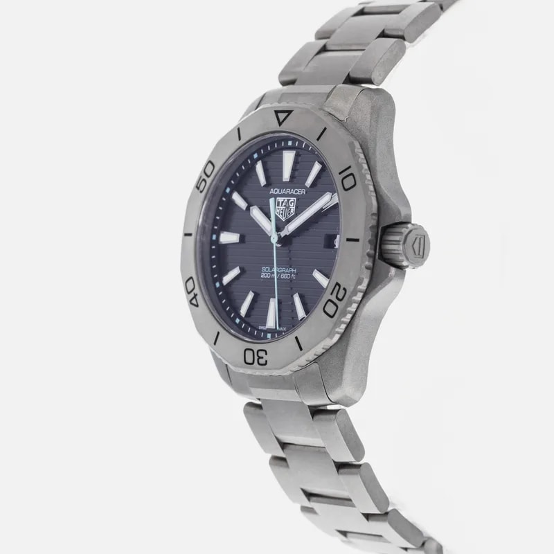 TAG Heuer Aquaracer Professional 200 Solargraph WBP1180 2